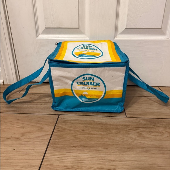 sun cruiser Other - Sun Cruiser Insulated Collapsible Cooler Bag